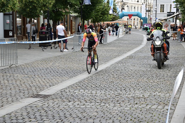 昊桐还是对 昊桐还是对